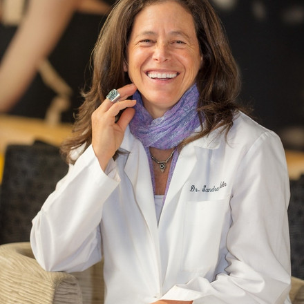 Sandra Kahn